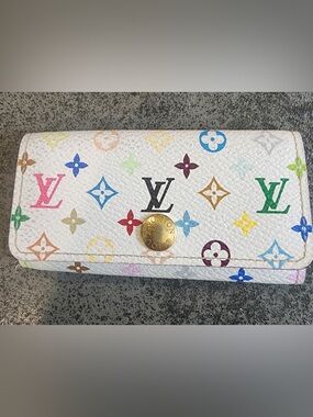 Louis Vuitton Vintage White Murakami Monogram Key Holder with Gold-Tone Button